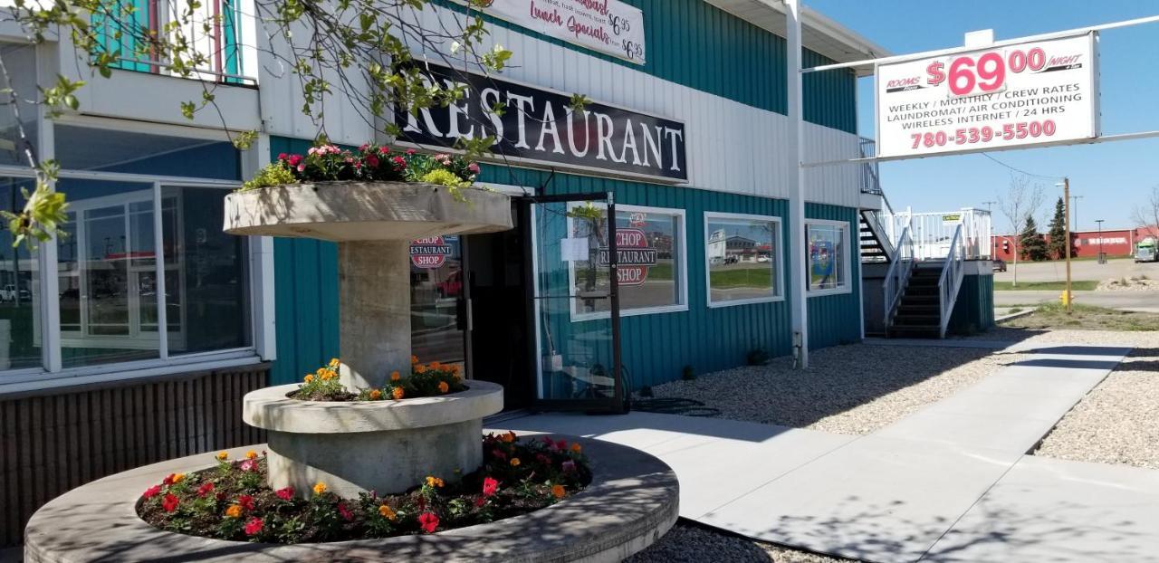 Wild Rose Country Inn Grande Prairie Kültér fotó